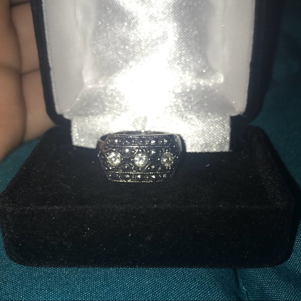 Fashion ring